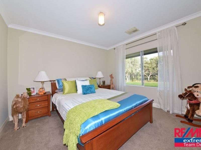 294 Rosewood Drive, Chittering WA 6084