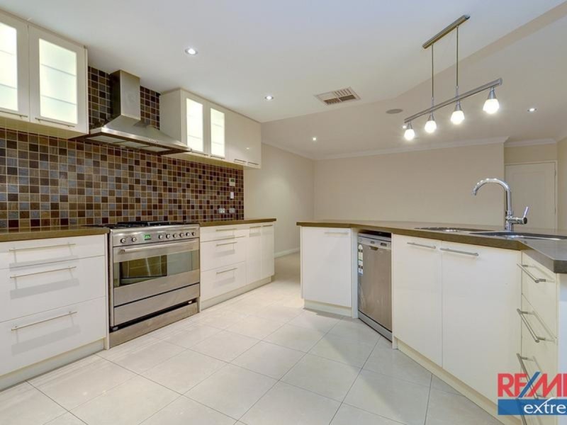 14 Pimlico Place, Joondalup WA 6027