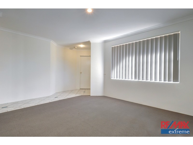 43 Mallina Circuit, Carramar WA 6031