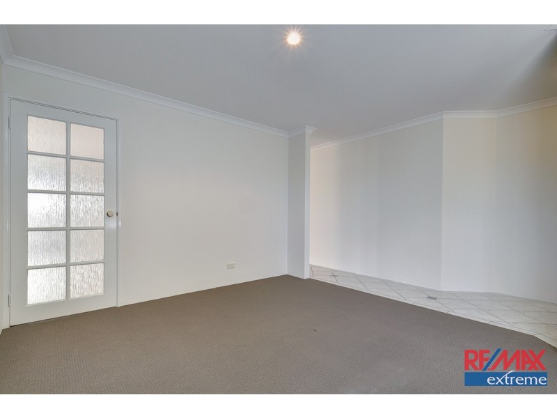 43 Mallina Circuit, Carramar WA 6031