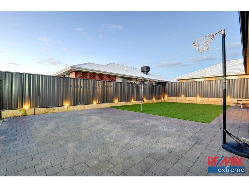3 Genus Road, Banksia Grove WA 6031