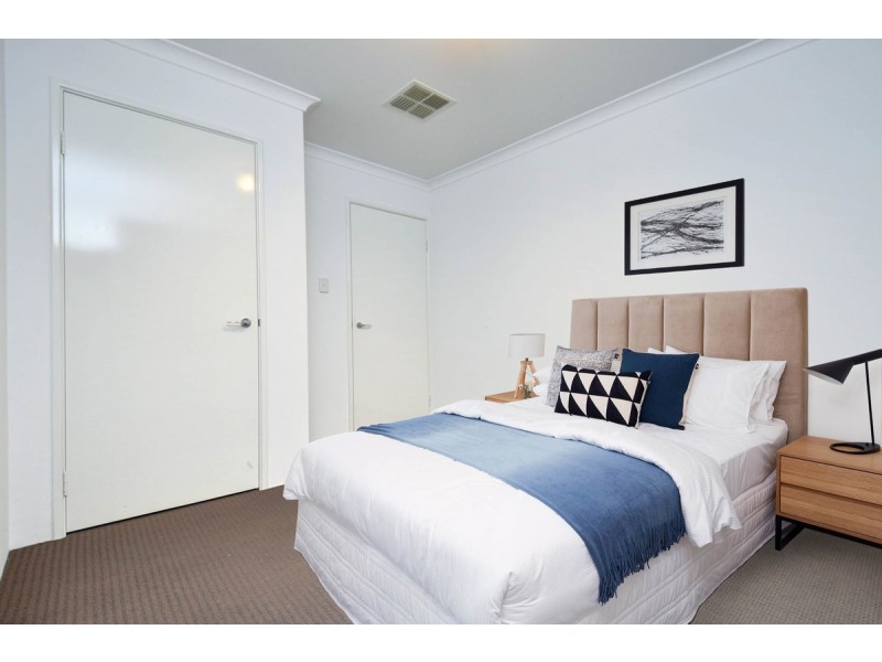 3 Genus Road, Banksia Grove WA 6031