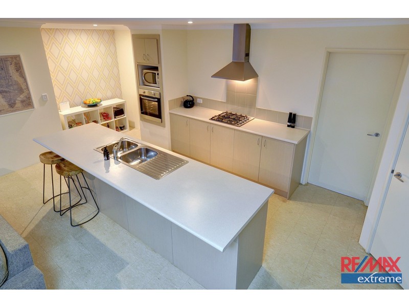 22 Dillwynia Bend, Banksia Grove WA 6031