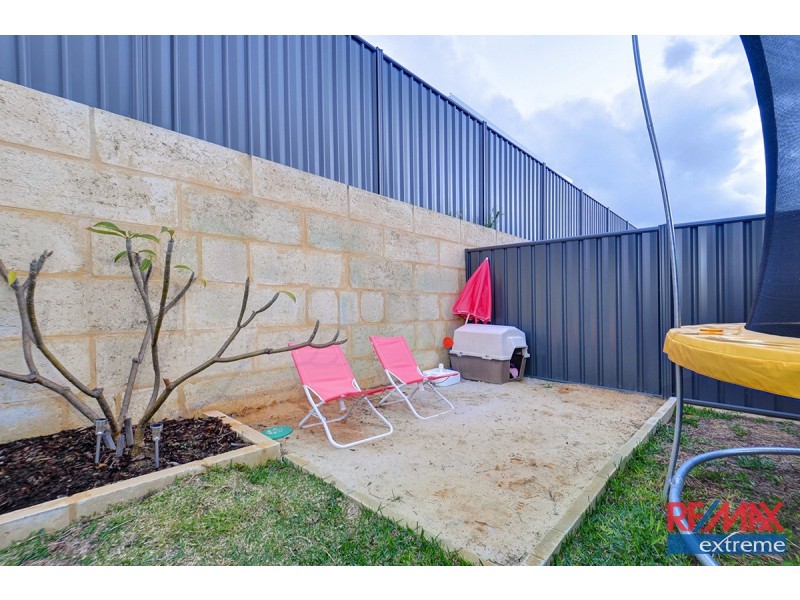 22 Dillwynia Bend, Banksia Grove WA 6031