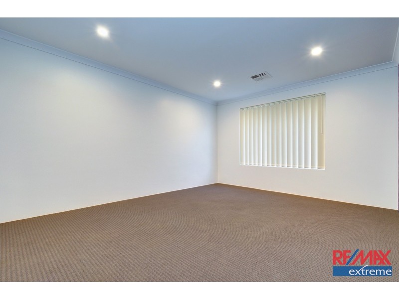9 Farnese Way, Banksia Grove WA 6031