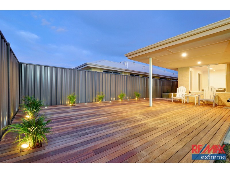9 Farnese Way, Banksia Grove WA 6031
