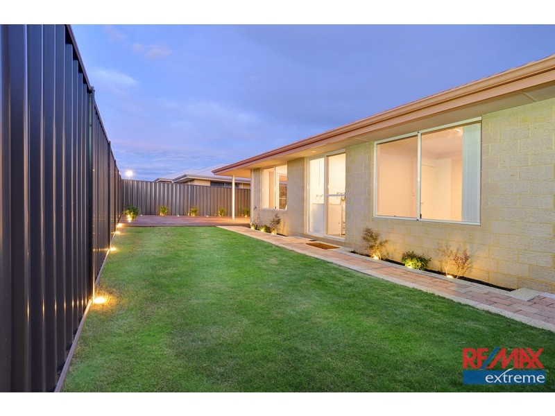 9 Farnese Way, Banksia Grove WA 6031