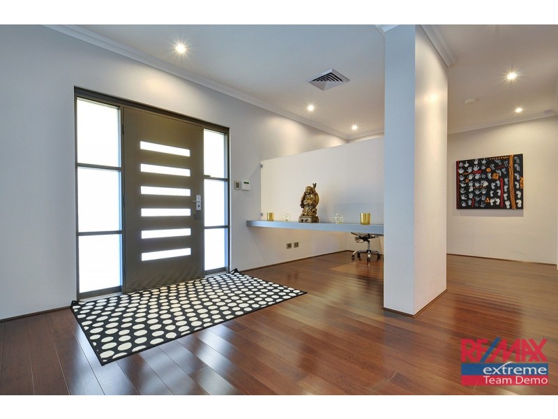 69 Galileo Avenue, Tapping WA 6065