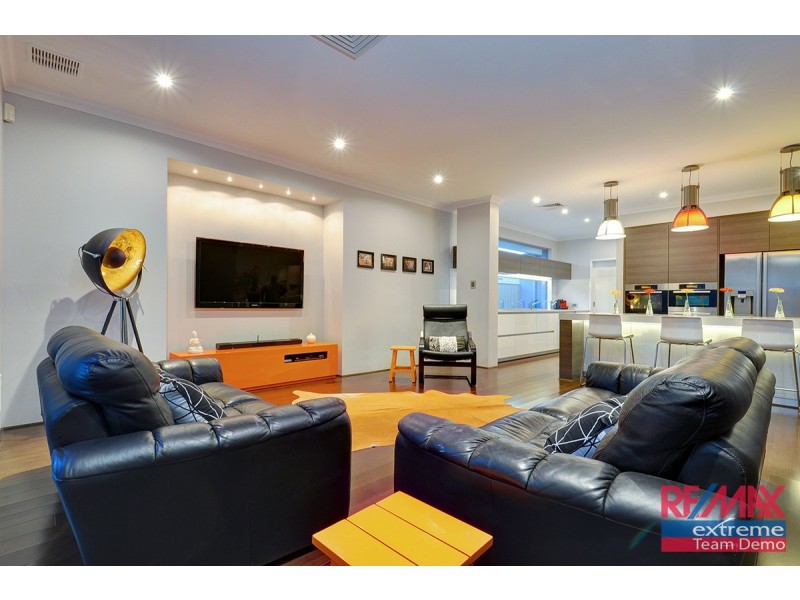 69 Galileo Avenue, Tapping WA 6065