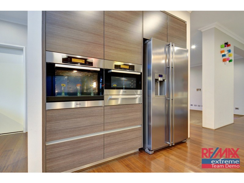 69 Galileo Avenue, Tapping WA 6065