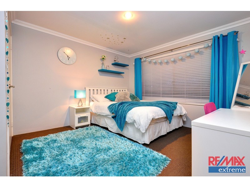 17 Mulgrave Loop, Mindarie WA 6030