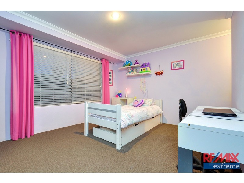 17 Mulgrave Loop, Mindarie WA 6030