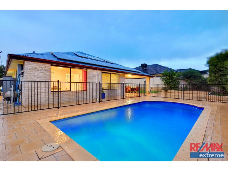 17 Mulgrave Loop, Mindarie WA 6030