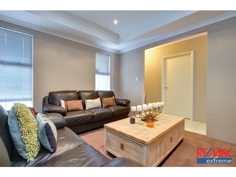 9 Anthus Lane, Tapping WA 6065