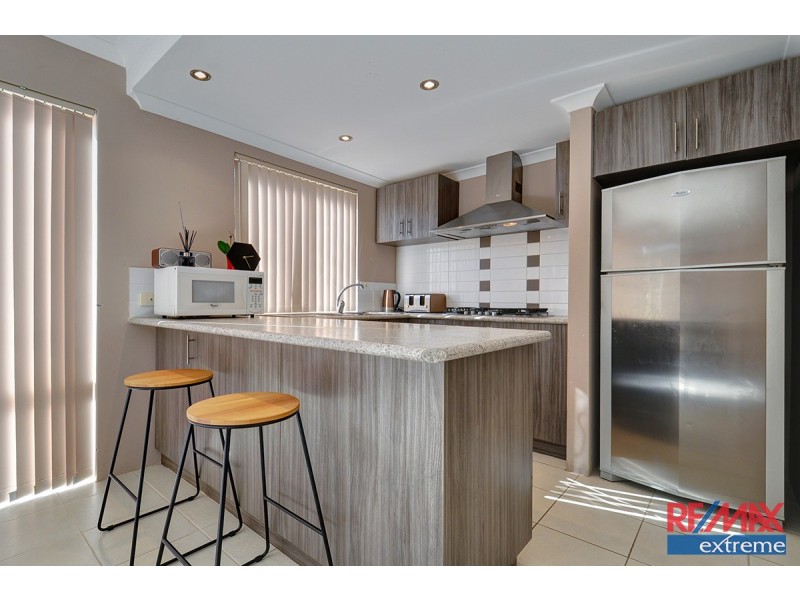 9 Anthus Lane, Tapping WA 6065