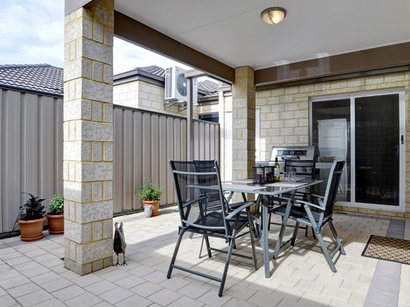 3 Verteramo Way, Hocking WA 6065