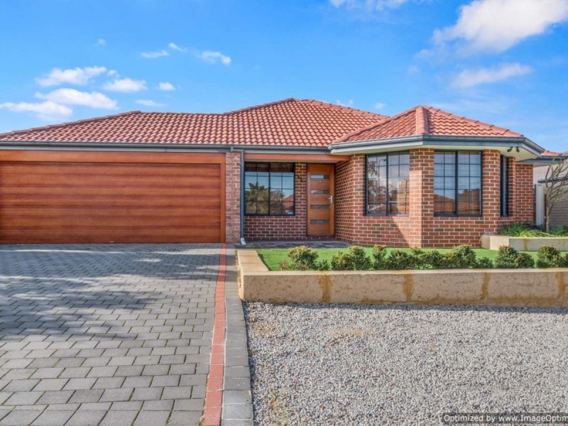 33 Kareela Meander, Tapping WA 6065