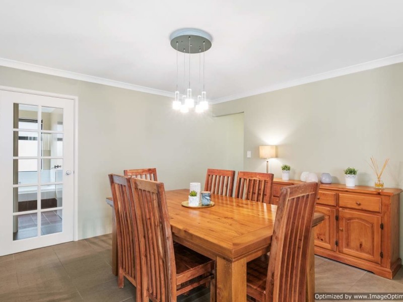 33 Kareela Meander, Tapping WA 6065