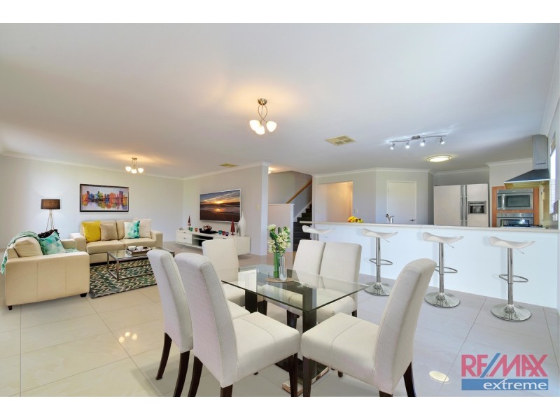 40 Fineview Crescent, Carramar WA 6031