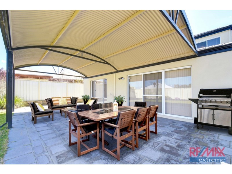 40 Fineview Crescent, Carramar WA 6031