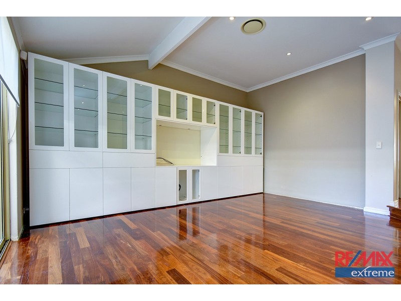 6 Rocnoke Lane, Currambine WA 6028