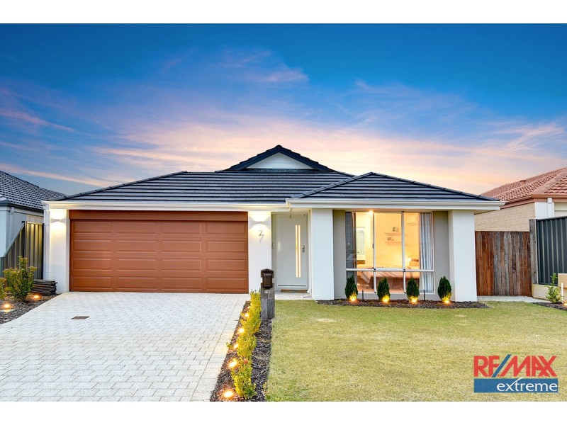 7 Farnese Way, Banksia Grove WA 6031