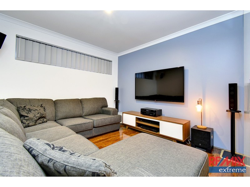 7 Farnese Way, Banksia Grove WA 6031