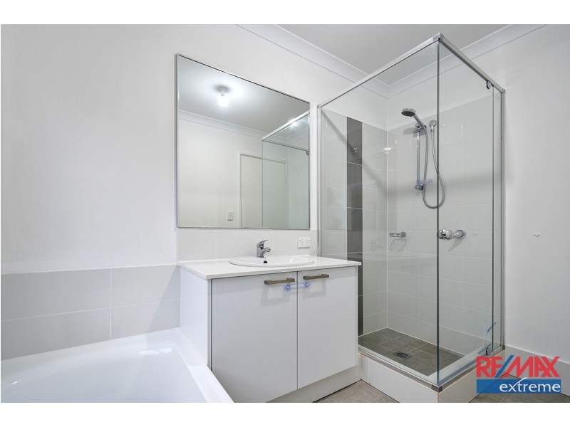 7 Farnese Way, Banksia Grove WA 6031