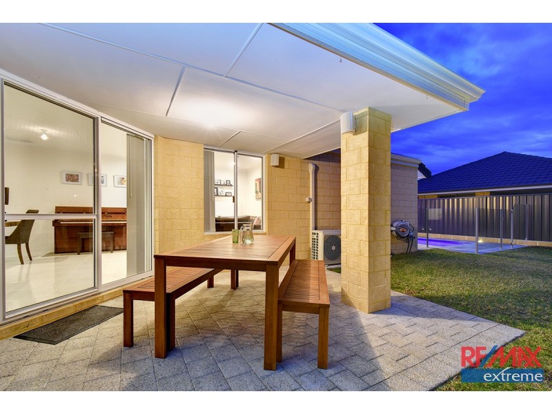 7 Farnese Way, Banksia Grove WA 6031