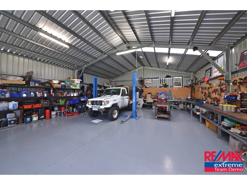 110 Greenvale Place, Mariginiup WA 6078