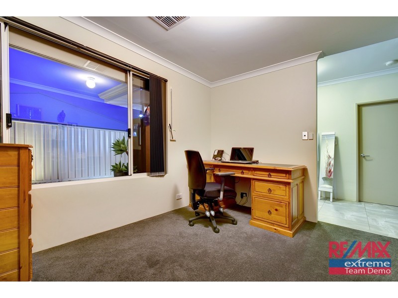 6 Tandara Fairway, Tapping WA 6065