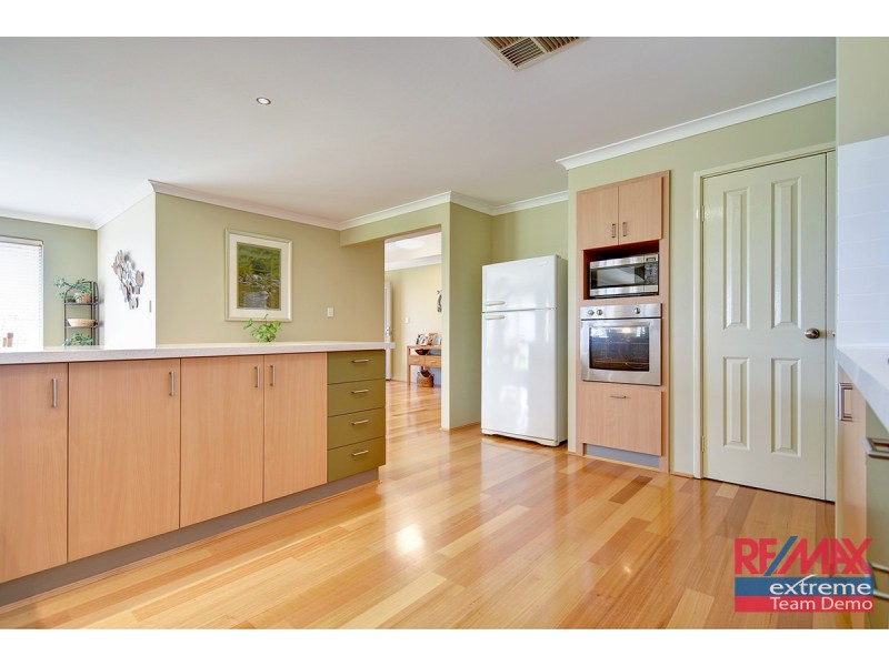 50 Da Vinci Drive, Tapping WA 6065