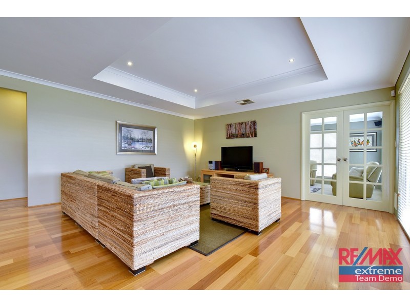 50 Da Vinci Drive, Tapping WA 6065