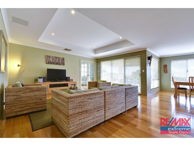 50 Da Vinci Drive, Tapping WA 6065