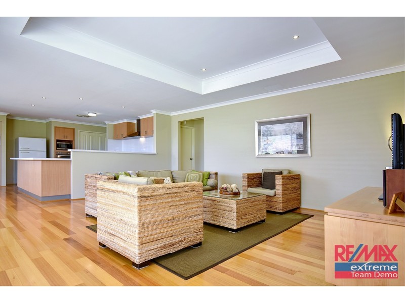 50 Da Vinci Drive, Tapping WA 6065