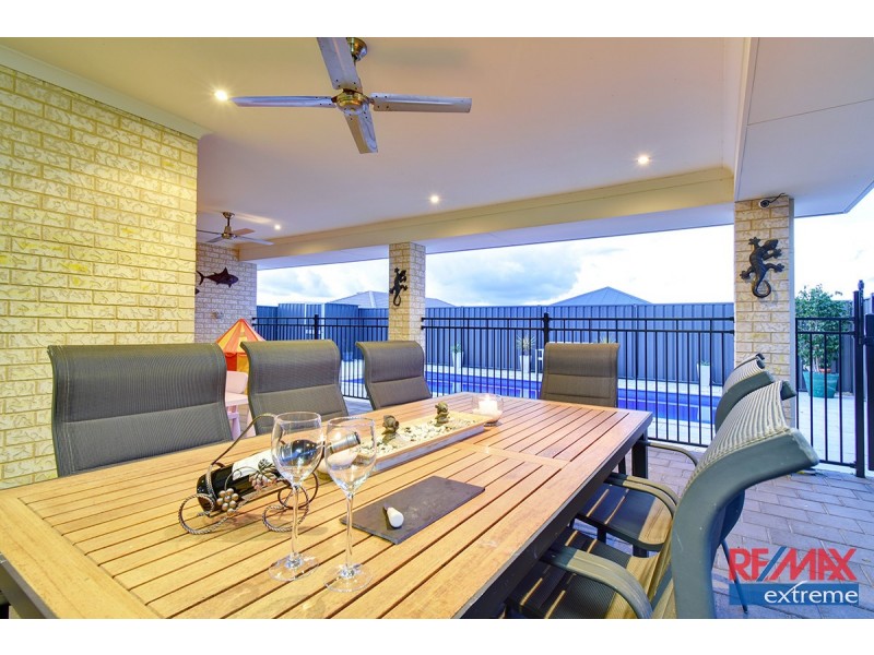 77 Leschenault Loop, Banksia Grove WA 6031