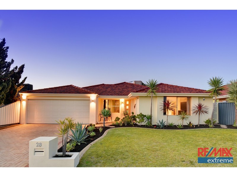 28 Merrang Circuit, Carramar WA 6031