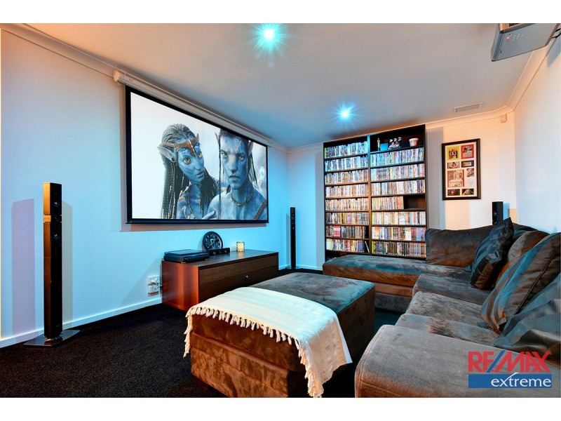 28 Merrang Circuit, Carramar WA 6031