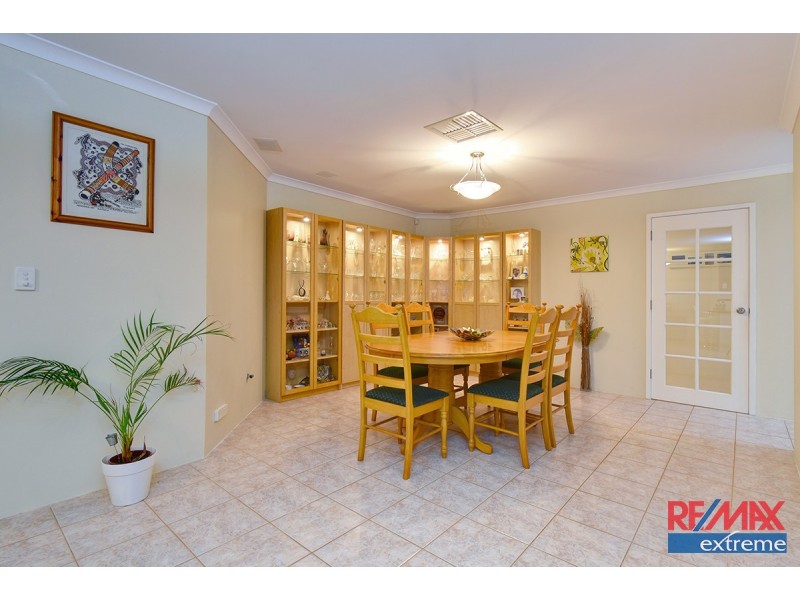 28 Merrang Circuit, Carramar WA 6031