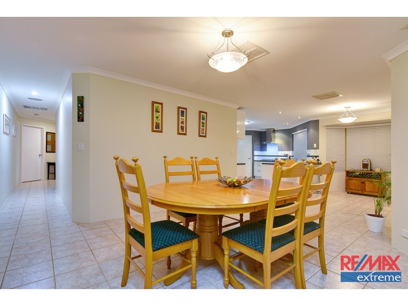 28 Merrang Circuit, Carramar WA 6031