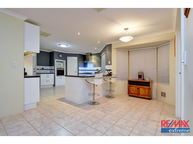 28 Merrang Circuit, Carramar WA 6031