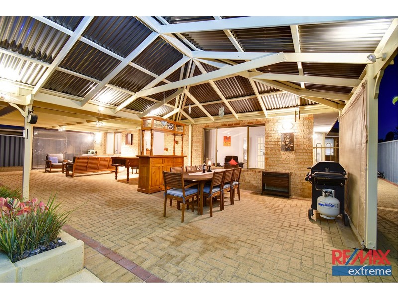 28 Merrang Circuit, Carramar WA 6031