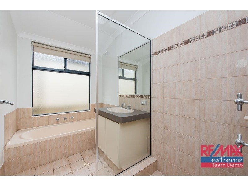 141 St Stephens Crescent, Tapping WA 6065