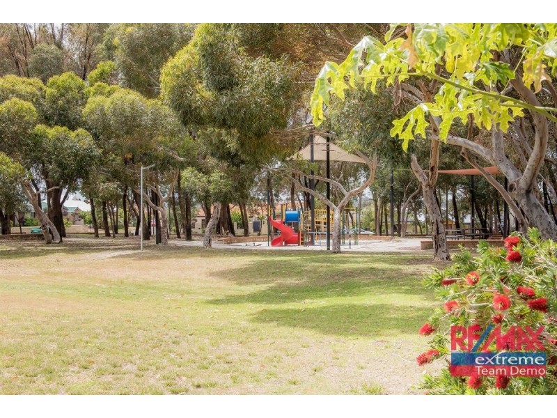 141 St Stephens Crescent, Tapping WA 6065