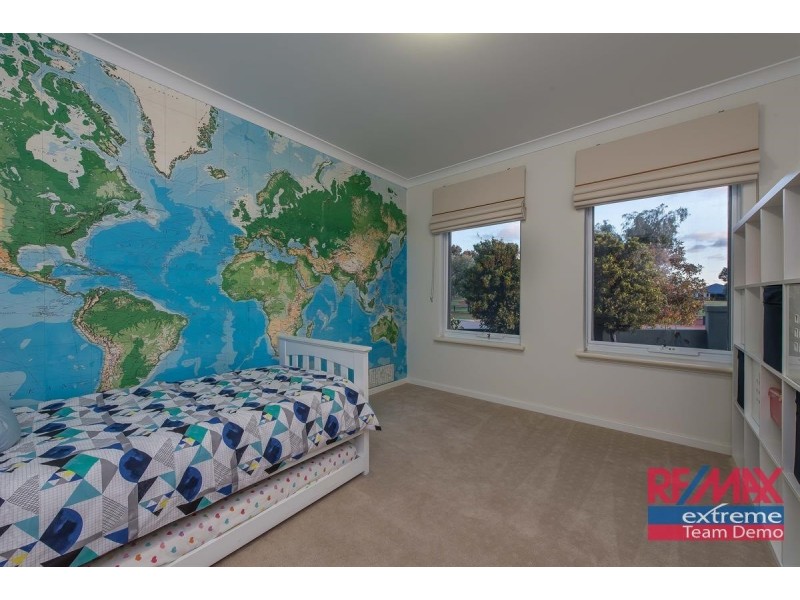 43 Rosinski Circle, Tapping WA 6065
