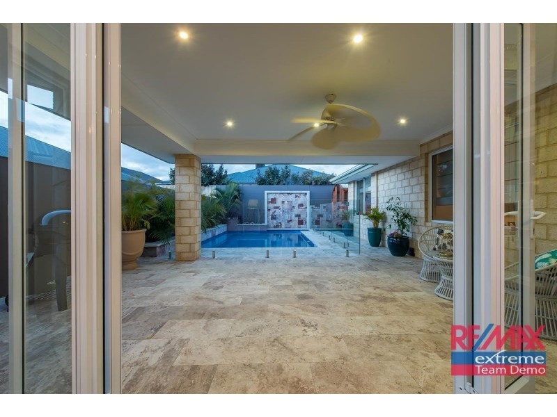 43 Rosinski Circle, Tapping WA 6065