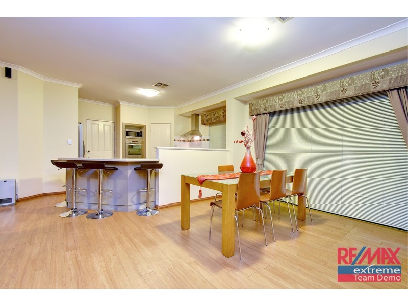 33 Champaigne Drive, Tapping WA 6065