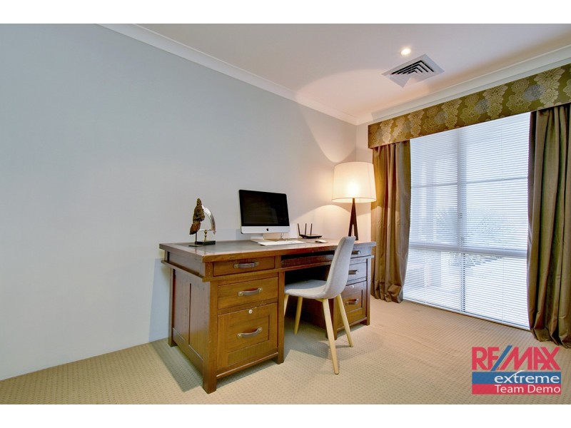 21 Naismith Road, Tapping WA 6065