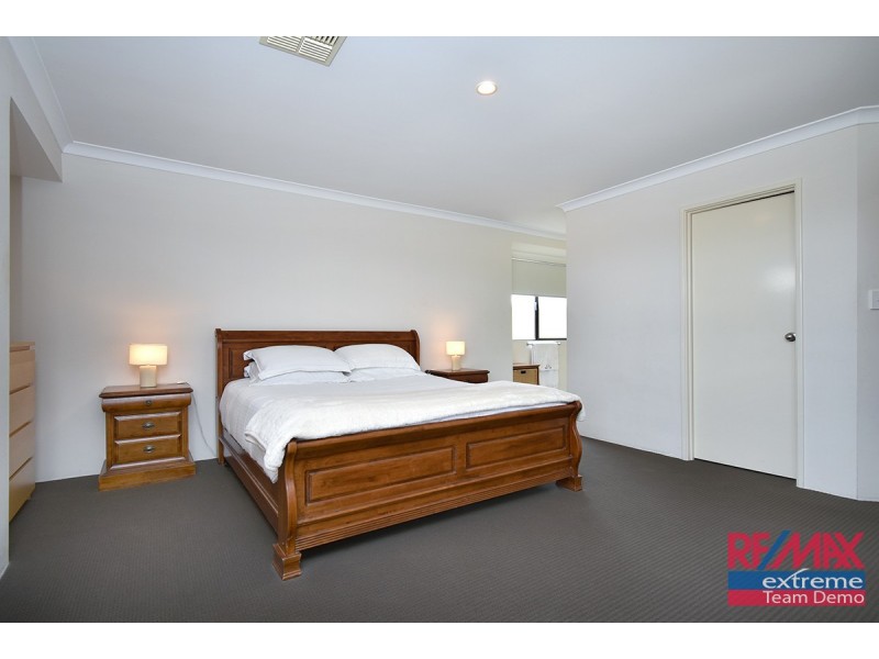 5 Cozens Road, Tapping WA 6065