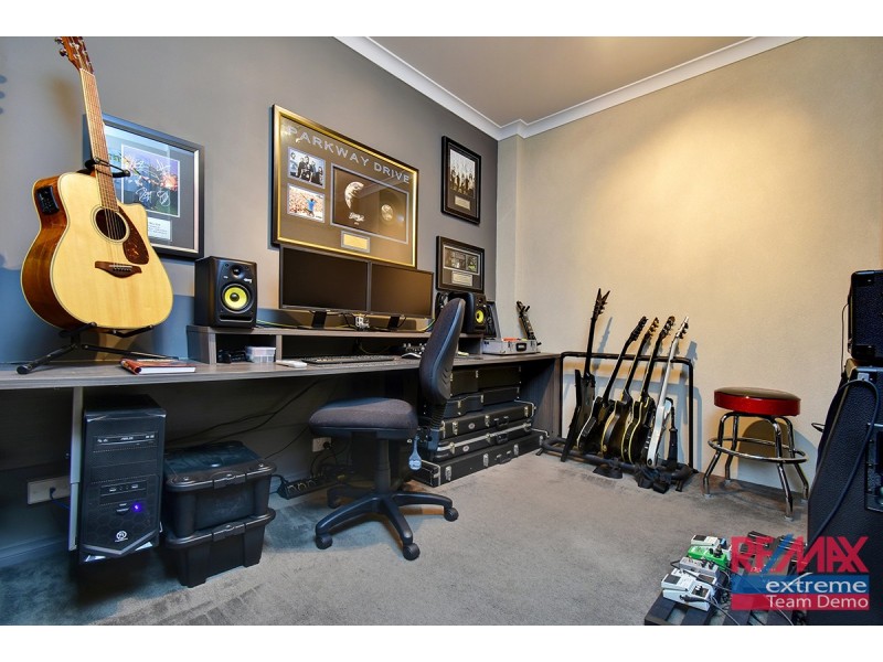 16 Lyssos Way, Tapping WA 6065